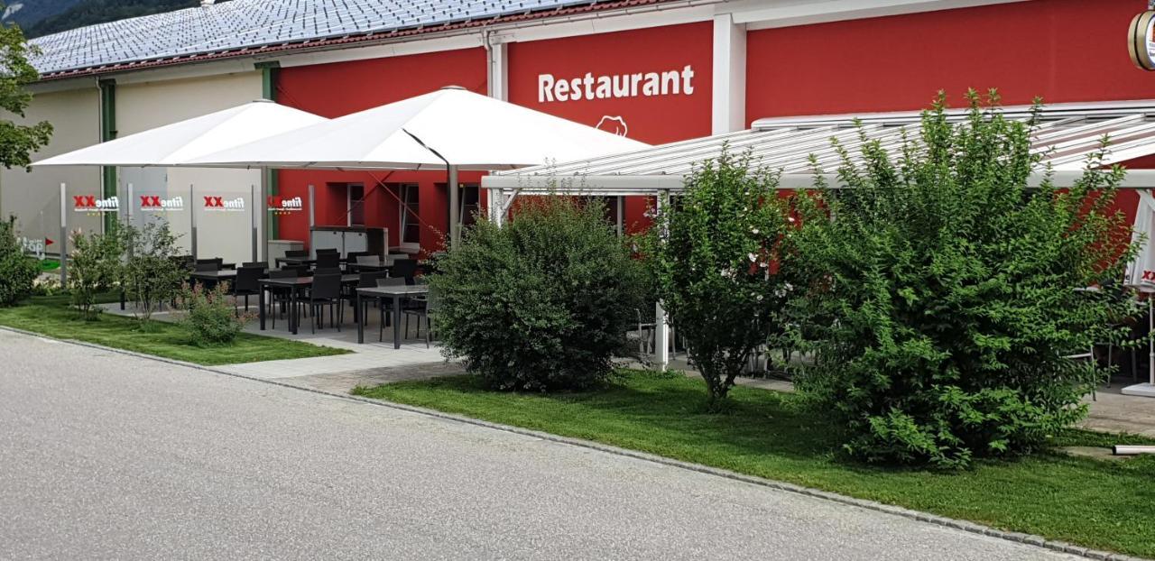 Hotel Fitnexx Zelt-Dorf Balsthal Esterno foto
