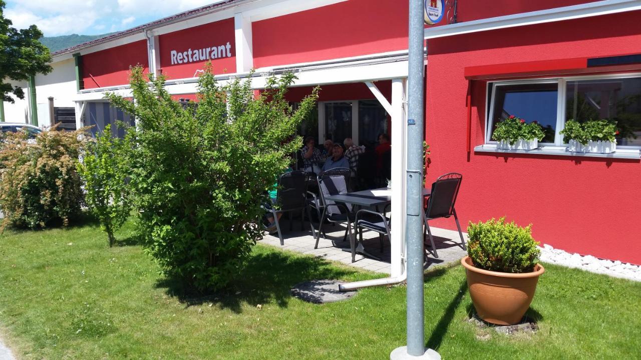 Hotel Fitnexx Zelt-Dorf Balsthal Esterno foto
