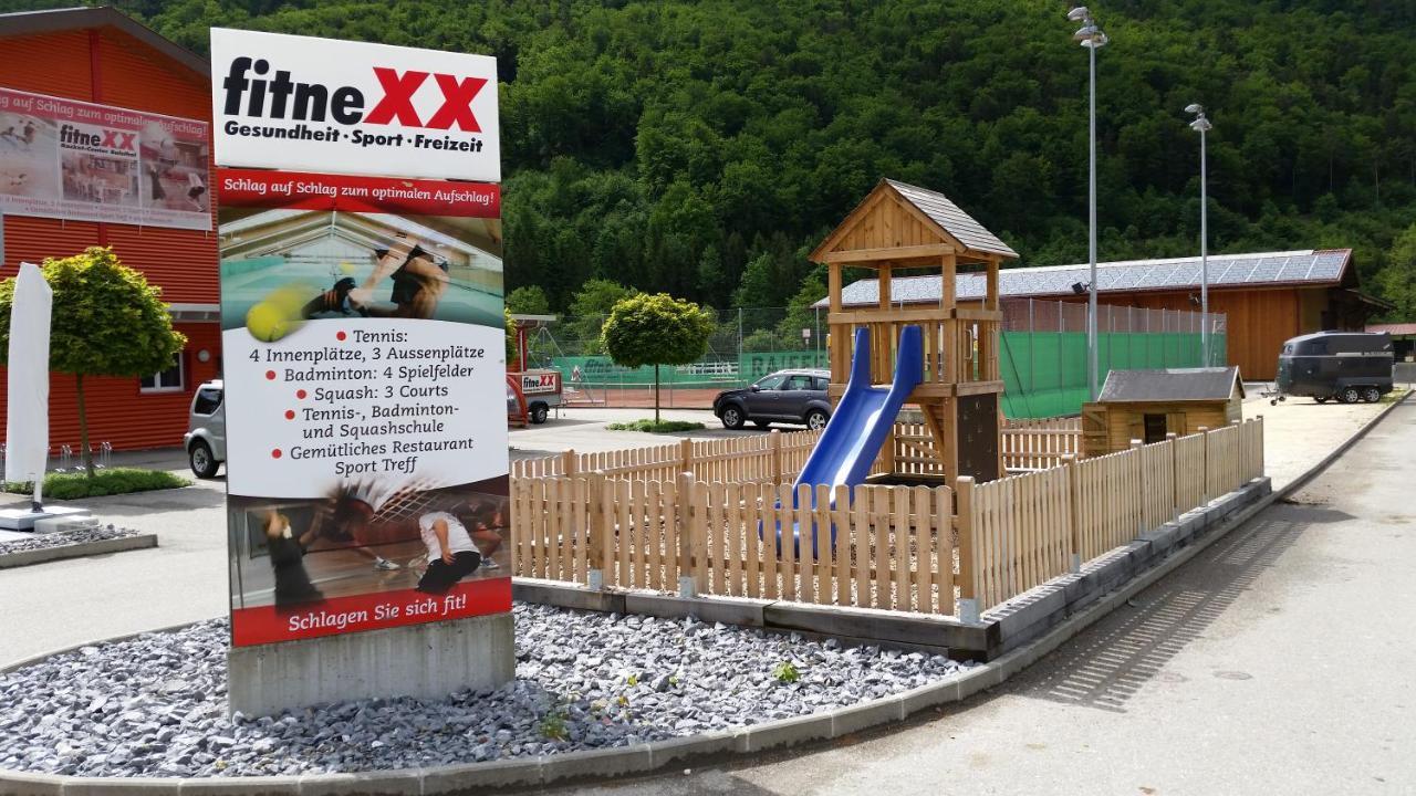 Hotel Fitnexx Zelt-Dorf Balsthal Esterno foto